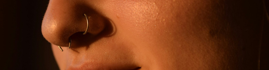 Burun Piercing (Hızma): Nostril Piercing Rehberi