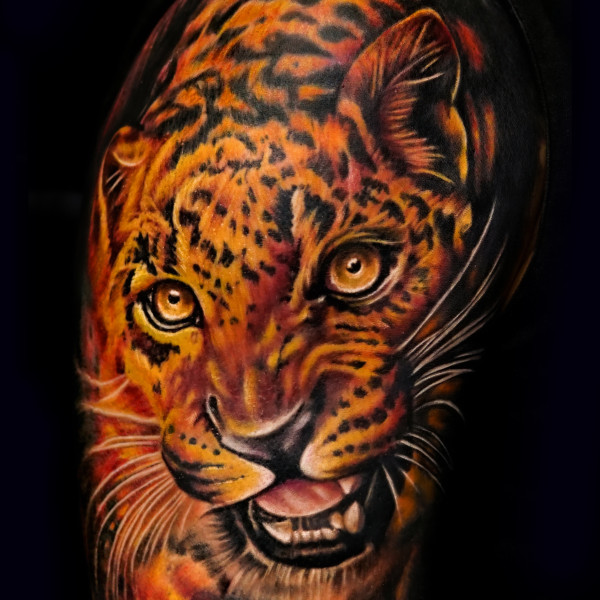 Realistik Leopar Dövmesi